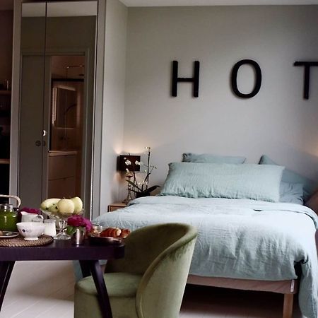 Aux Terrasses Bed & Breakfast Bordeaux Bagian luar foto