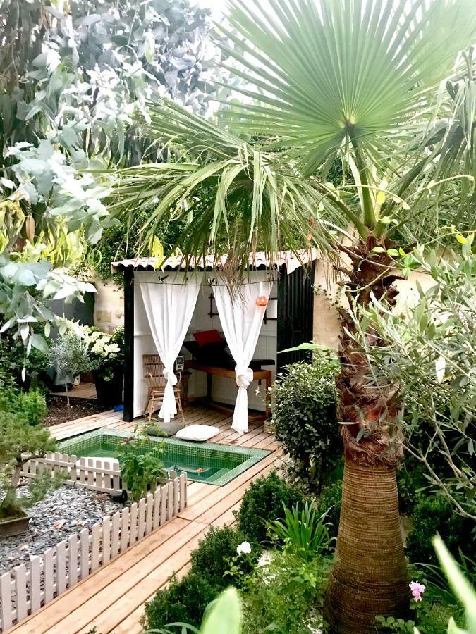 Aux Terrasses Bed & Breakfast Bordeaux Bagian luar foto