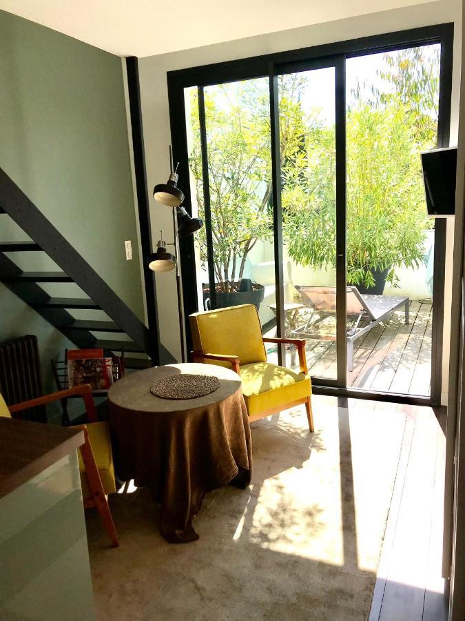 Aux Terrasses Bed & Breakfast Bordeaux Bagian luar foto